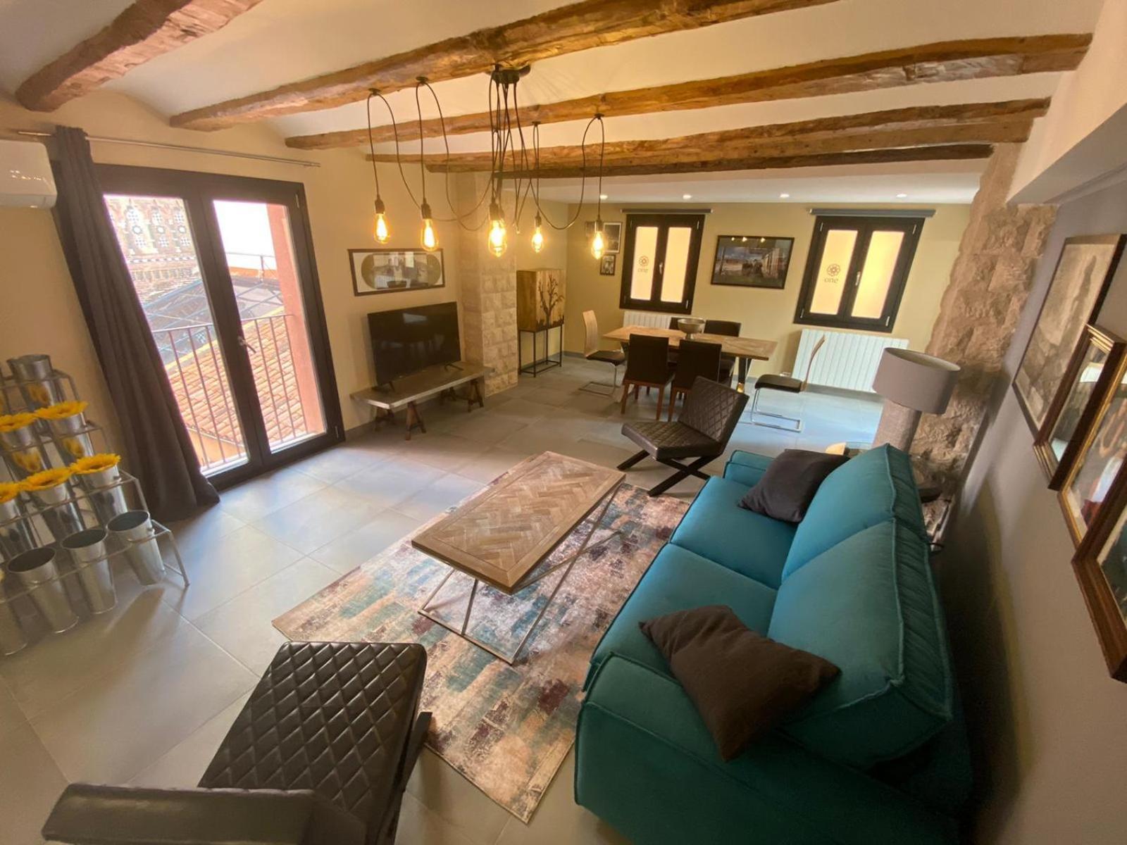 Apartamentos One Teruel Oda fotoğraf